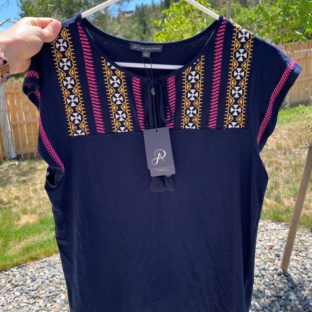 Adrianna Papell Embroidered Navy Peasant top, size small.